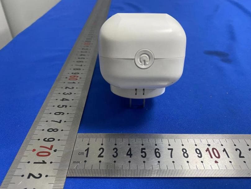 Aroma diffuser - FCC ID 2BKUQ-DIAMOND - Air Esscentials Inc.