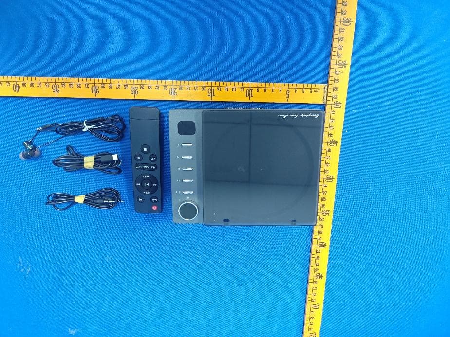 CD Player - FCC ID 2BKVR-L-CD201 - shen zhen shi li pu wei ke ji you xian gong si (2)