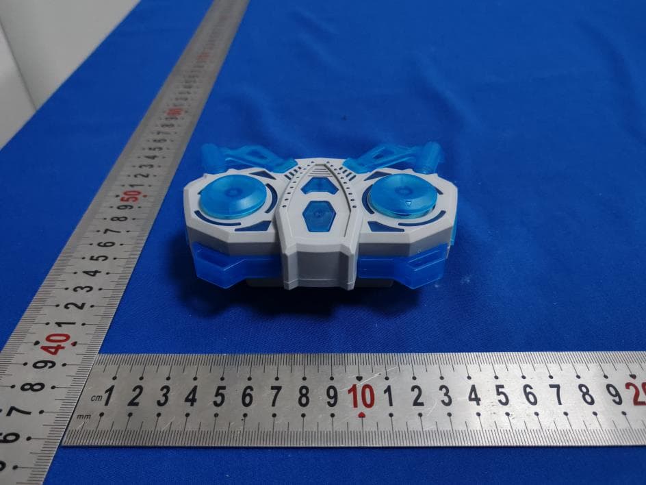 Remote control car - FCC ID 2BKWQ-CV8818 - Shenzhen Ledang Technology Co., Ltd. (5)