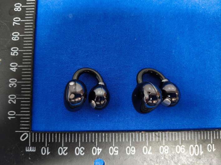 Bluetooth headset - FCC ID 2BKZ2-Q17 - Shenzhen Sanyou Technology Co., LTD
