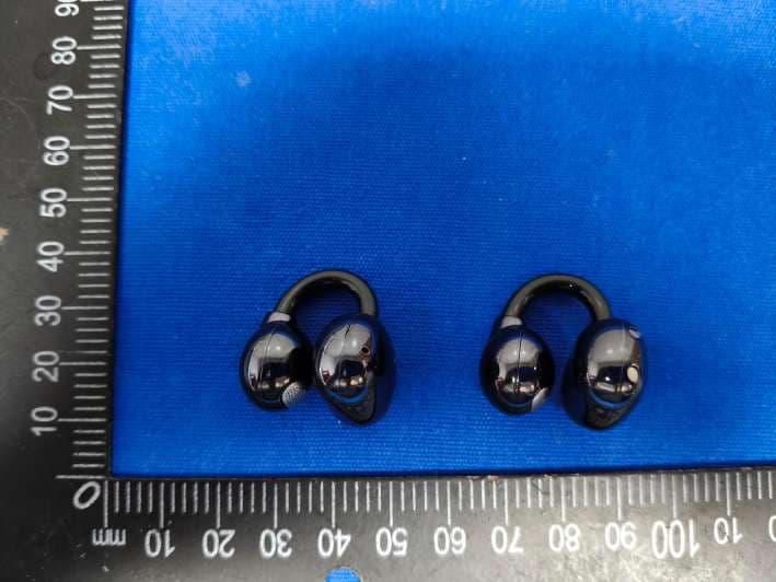 Bluetooth headset - FCC ID 2BKZ2-Q17 - Shenzhen Sanyou Technology Co., LTD (5)