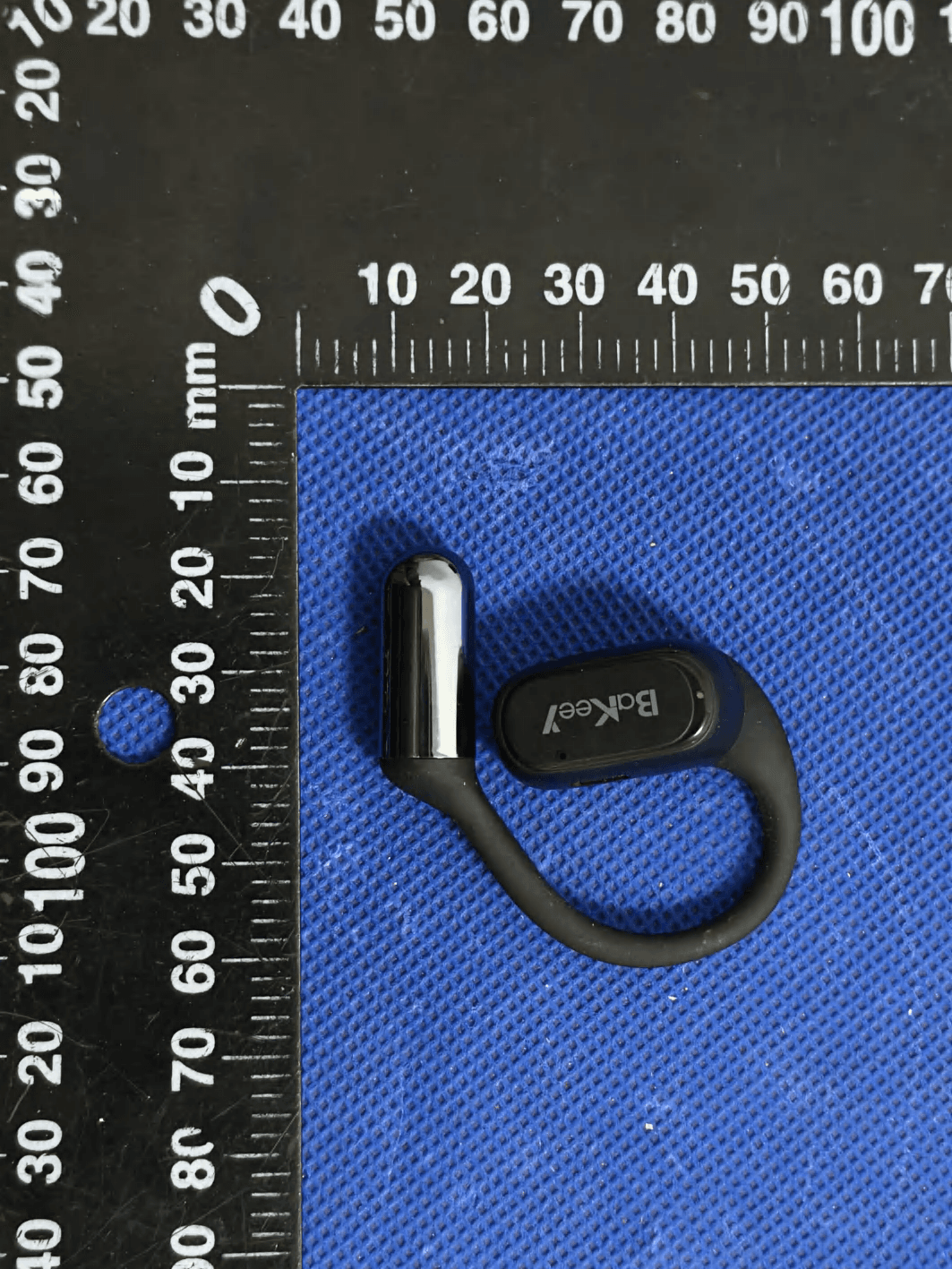 Open Ear Headphones - FCC ID 2BKZD-ES1 - Shenzhen Tangrong Chuanwen Trading Co., Ltd (4)