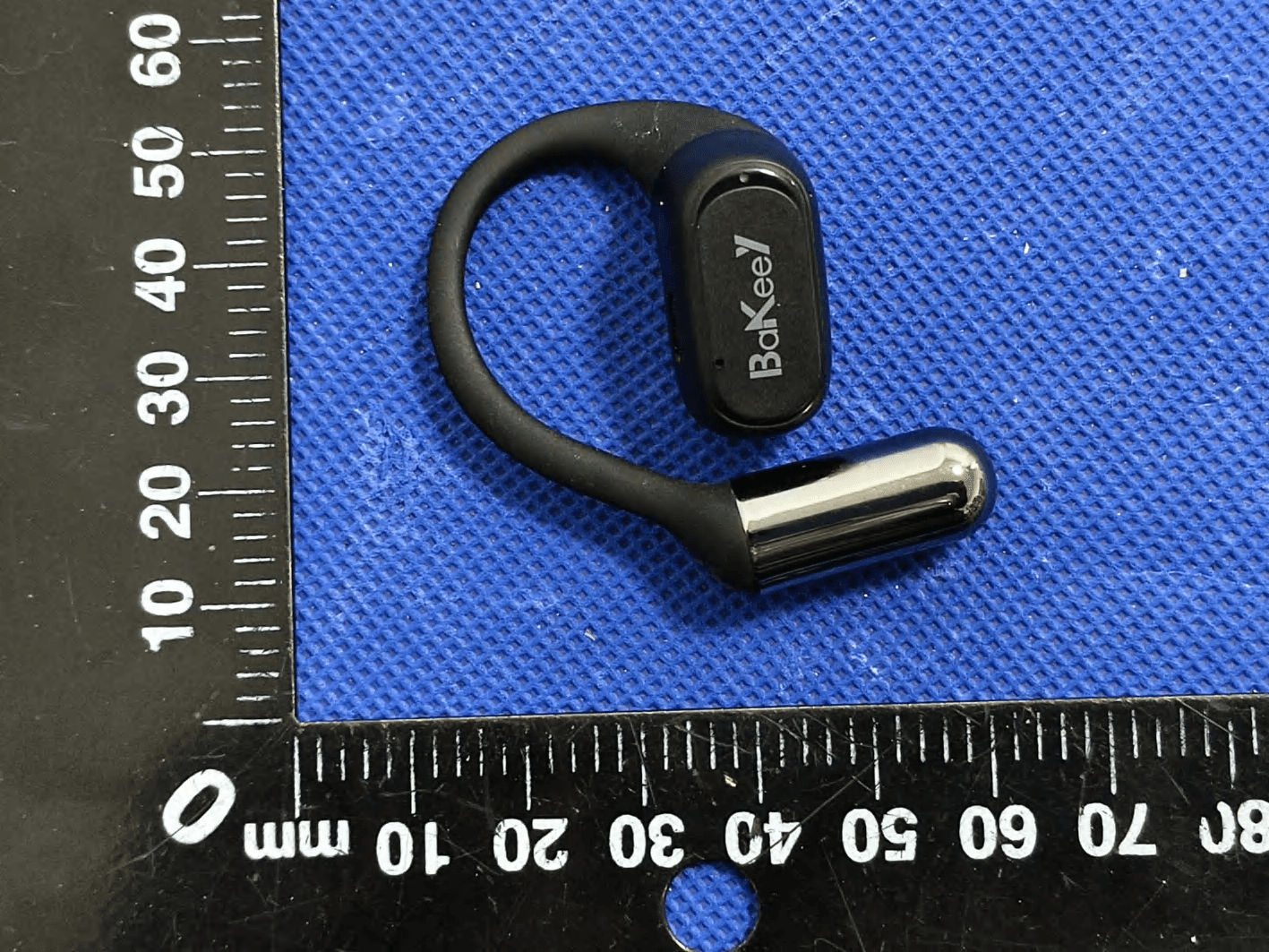 Open Ear Headphones - FCC ID 2BKZD-ES1 - Shenzhen Tangrong Chuanwen Trading Co., Ltd (3)