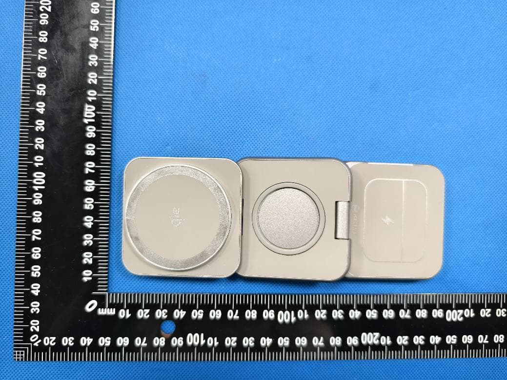5IN1 Fold Wireless Charger - FCC ID 2BKZR-PF-WC2 - polifall (2)
