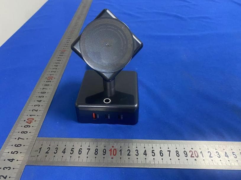 Magic Cube Power Strip Tower - FCC ID 2BL2U-PBK5060W - Shenzhen Pengbokai Electronic Technology Co. , Ltd. (4)