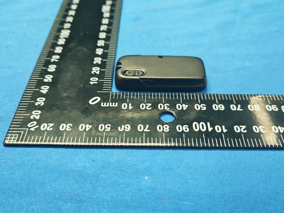 remote control - FCC ID 2BL38-A8C - Dongguan Diepin Technology Co.,Ltd.