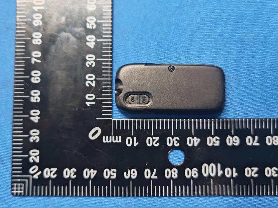 remote control - FCC ID 2BL38-A8C - Dongguan Diepin Technology Co.,Ltd. (3)