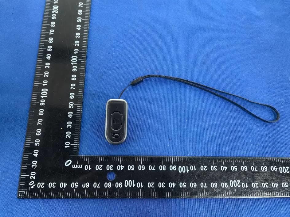 remote control - FCC ID 2BL38-T2 - Dongguan Diepin Technology Co.,Ltd.