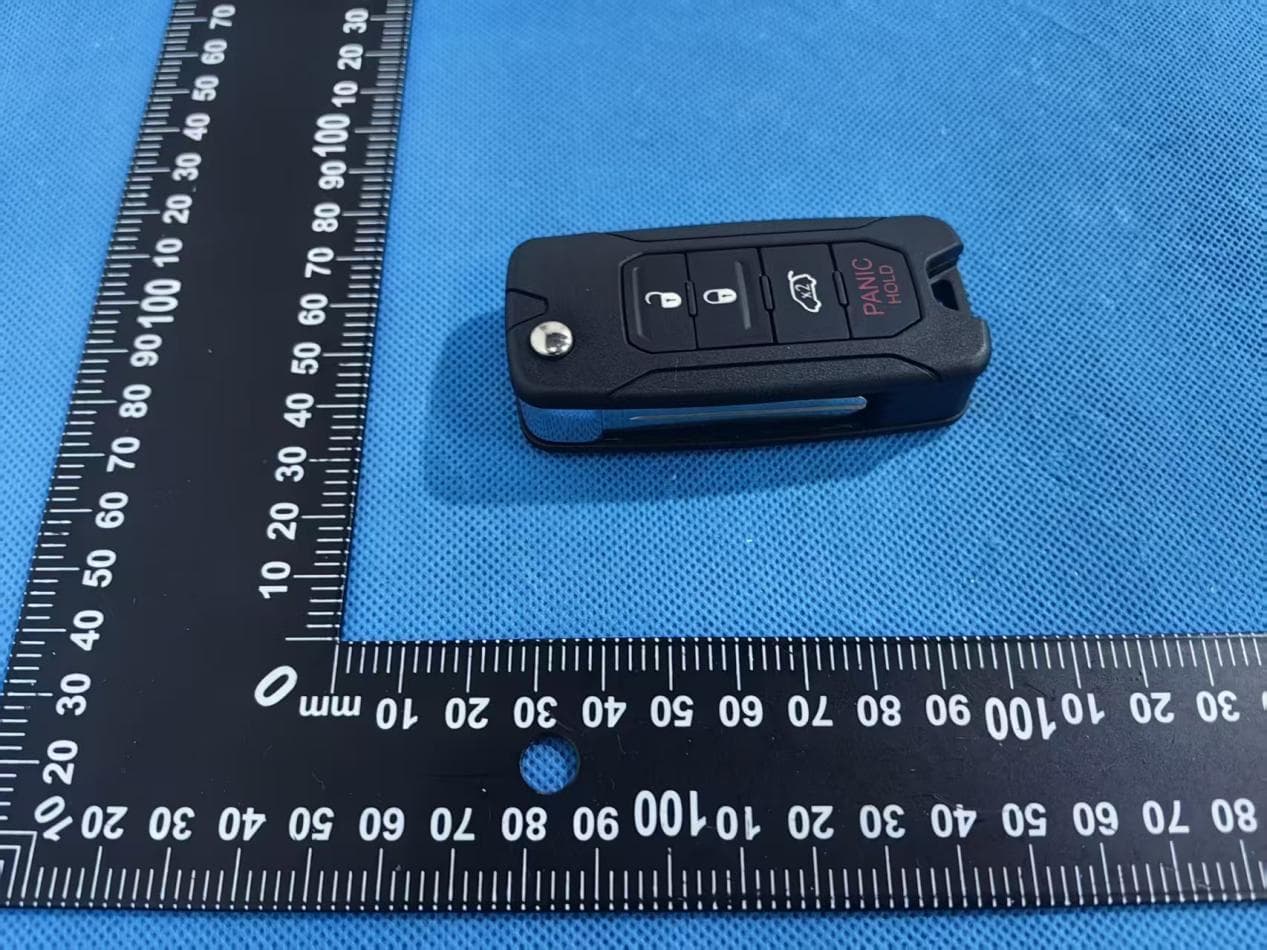 Car keys - FCC ID 2BL3Q-CH104 - SHENZHEN MINGSHIDA COMMUNICATION TECHNOLOGY CO.,LTD (4)