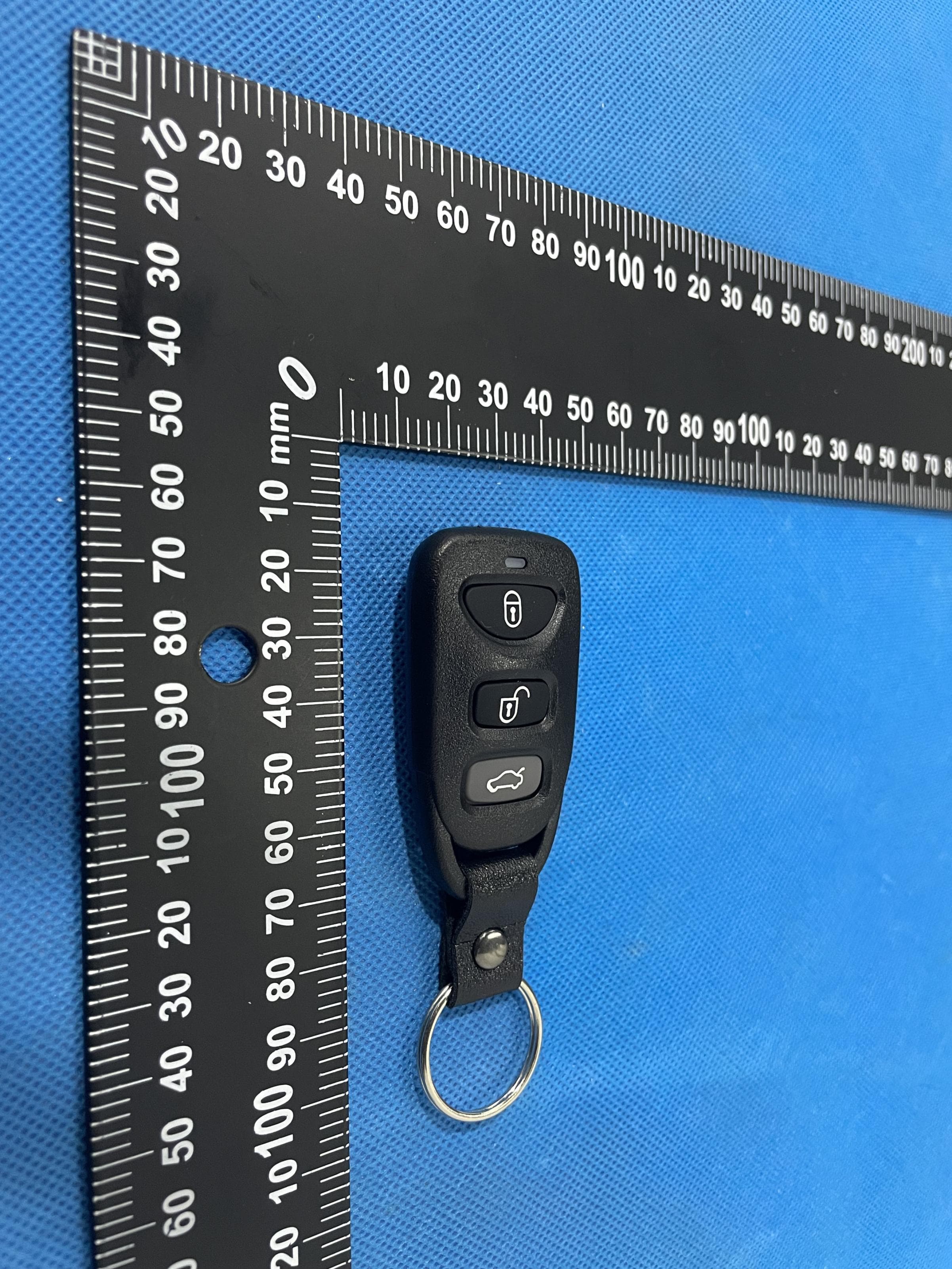 Car keys - FCC ID 2BL3Q-HY111 - SHENZHEN MINGSHIDA COMMUNICATION TECHNOLOGY CO.,LTD (4)