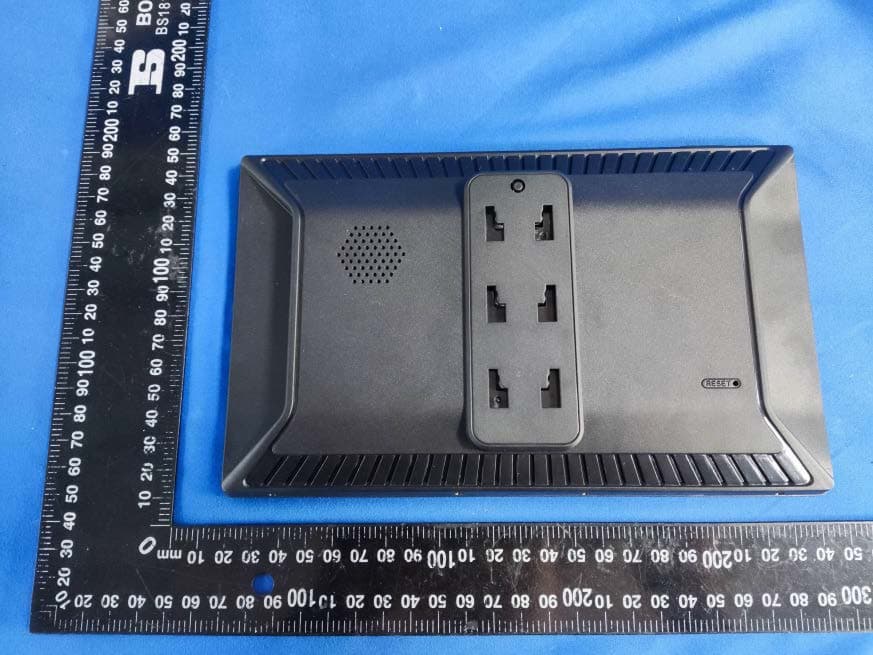 Carplay - FCC ID 2BLA4-HX-901 - Shenzhenshihuanxinkejiyouxiangongsi (3)