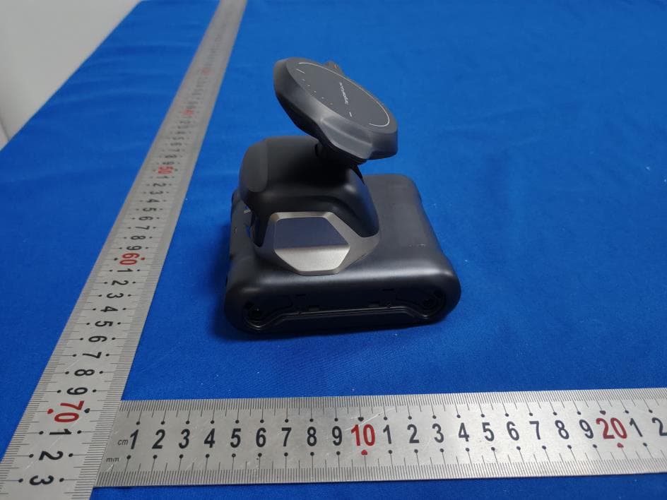 LOOI Robot - FCC ID 2BLAY-01 - TangibleFuture (Dongguan) Intelligent Hardware Co.,Ltd.