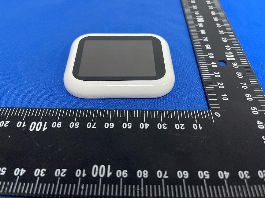 Selfie Screen Mirroring Adapter - FCC ID 2BLJ7-R3024 - Zhuhai Chaohai Technology Co., Ltd (4)