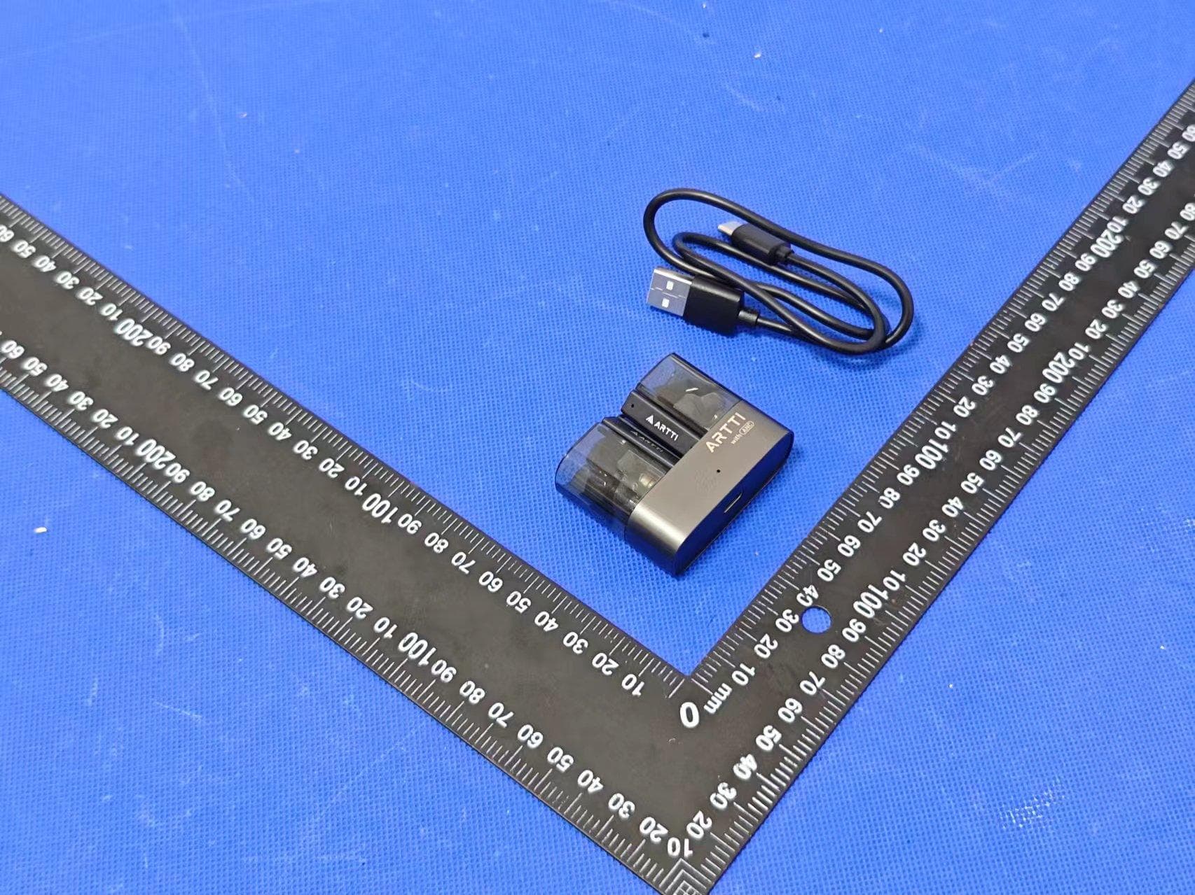 Wireless Bluetooth Earphone - FCC ID 2BLKF-AR03 - Shenzhen Fujing Electronics Co., Ltd