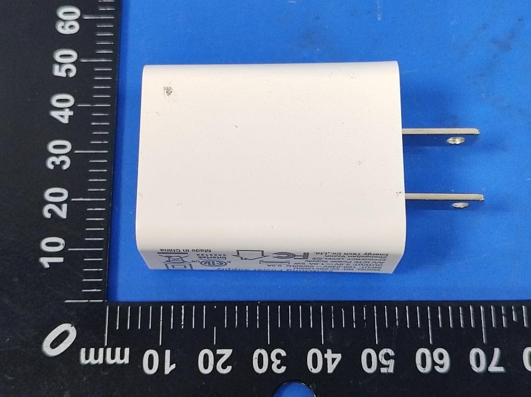 Wireless IP Camera - FCC ID 2BLM8-KP02C2 - Shenzhen Zhishengquwu Technology Co., Ltd (5)