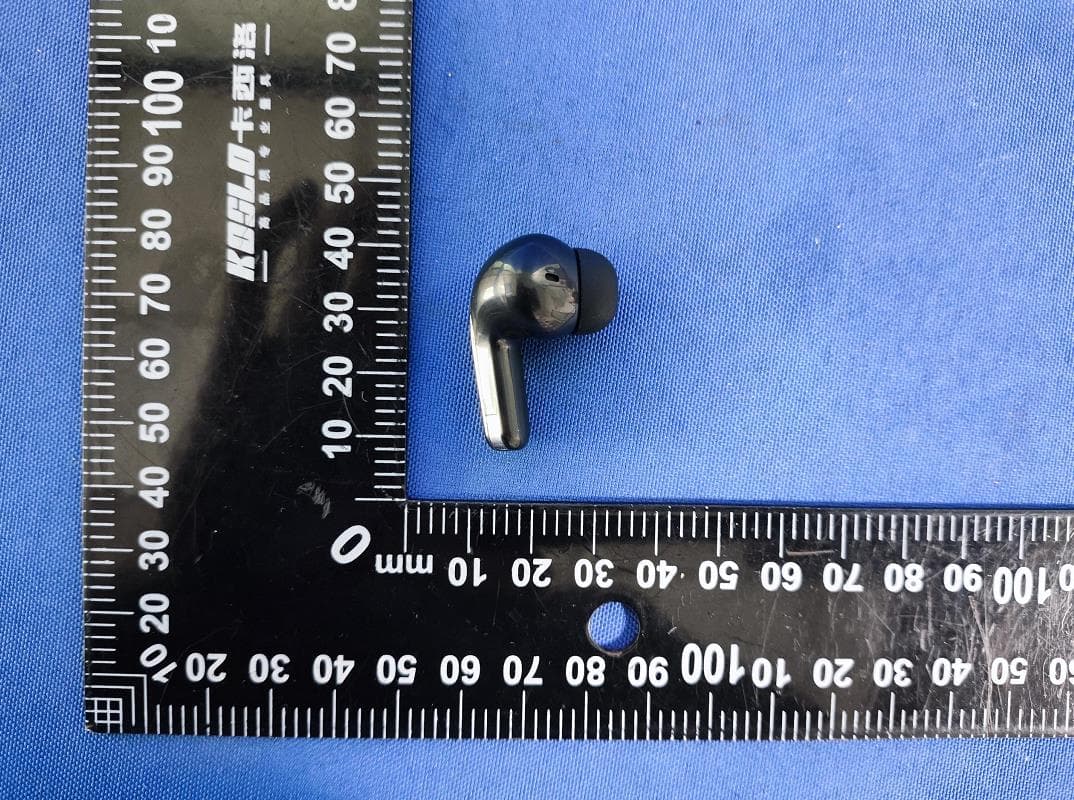 Bluetooth headphones - FCC ID 2BLP4-K100 - Shenzhen Yikexin Electronics Co., Ltd. (2)