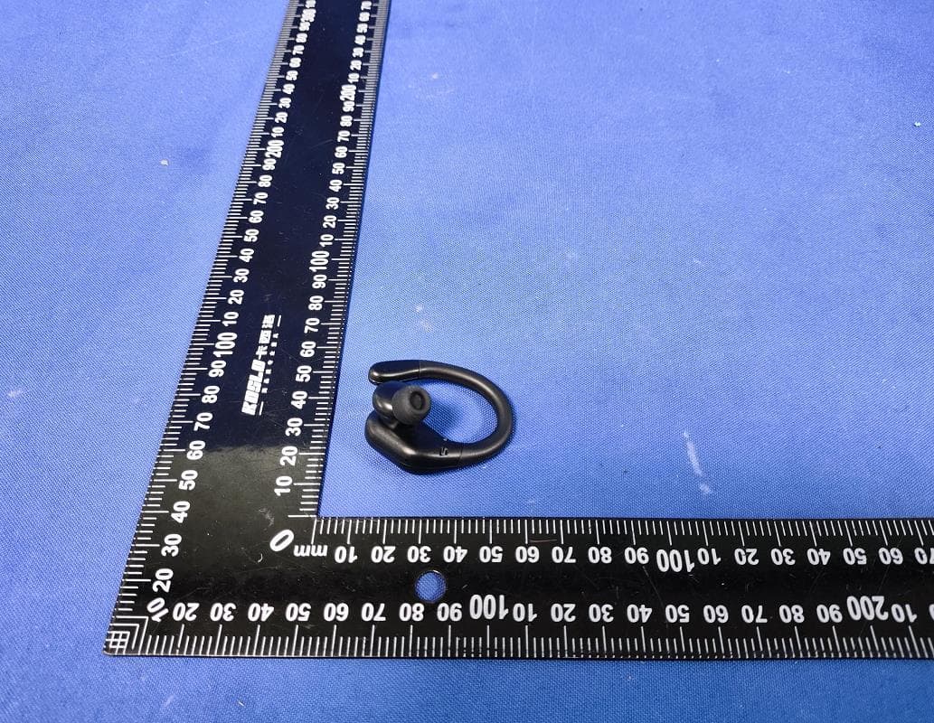 Bluetooth headphones - FCC ID 2BLP4-K130 - Shenzhen Yikexin Electronics Co., Ltd. (5)