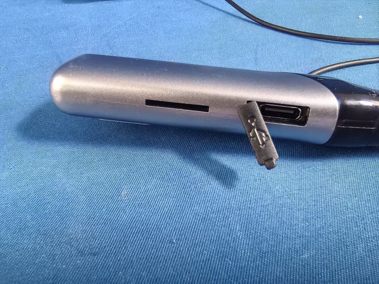 wireless earphones - FCC ID 2BLS2-A2 - Yisheng Electronic Technology (Guangzhou)Co.,Ltd