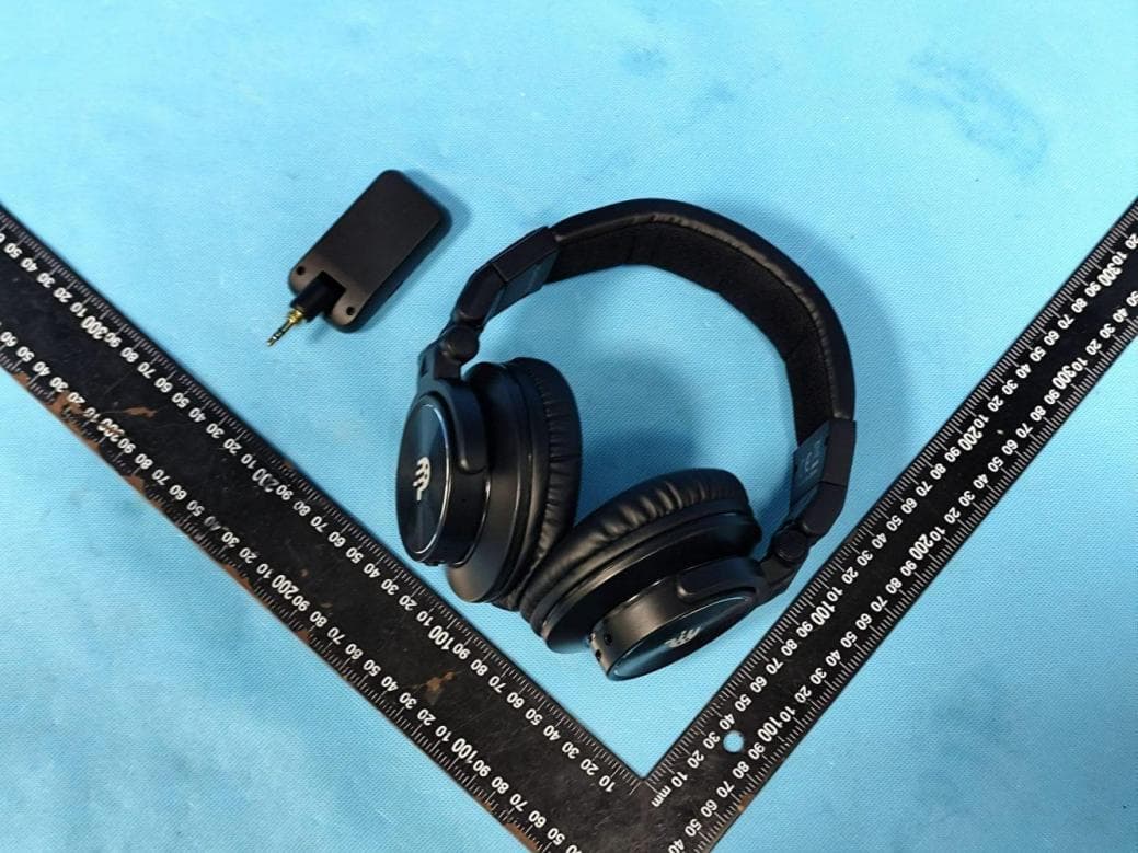 Wireless Headphones - FCC ID 2BLT4-PG-MXPRO - Youlisn(Shenzhen)Technology Co.,Ltd