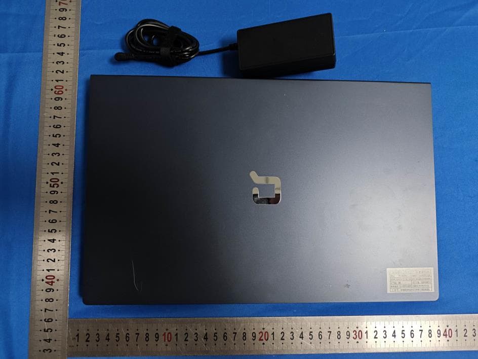 Notebook - FCC ID 2BLU9-Q15R3BM - M&M Electronics, S.A. (5)