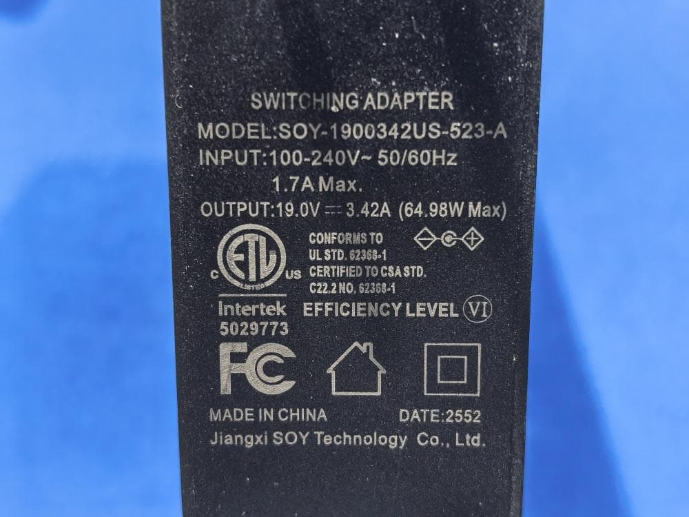 Notebook - FCC ID 2BLU9-QL14R5Y - M&M Electronics, S.A. (4)