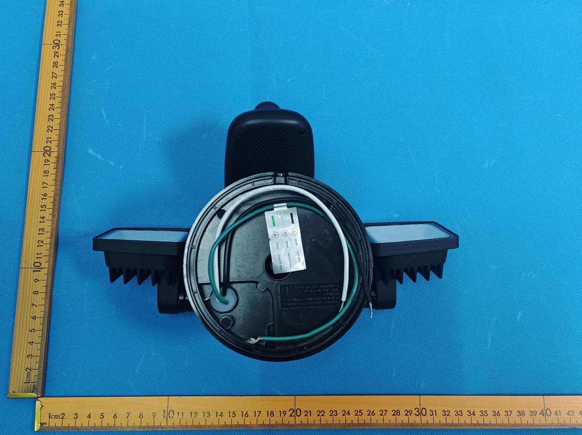 Floodlight Camera - FCC ID 2BM4TBDB55SX-3B - ShenZhen Shi Jun Hui Huang Ke Ji You Xian Gong Si