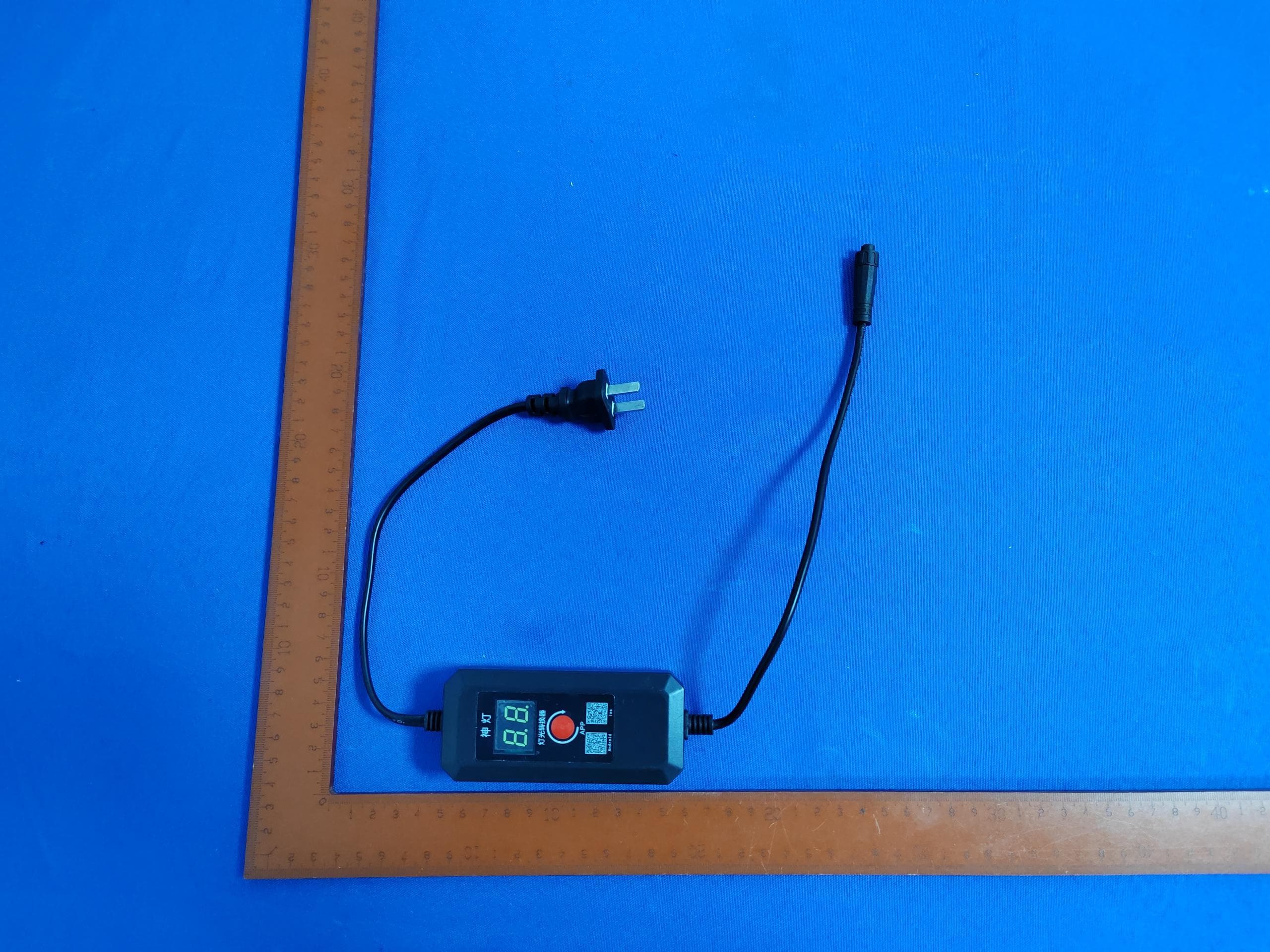 Aquarium light - FCC ID 2BM7O-A02 - Guangzhou Lijiang Trading Co., Ltd. (2)