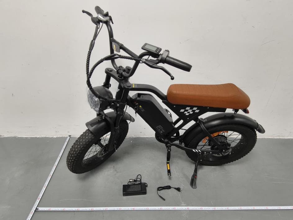 Electric Bike - FCC ID 2BM88-EB5MAX - Dongguan Yicheng Shengda Information Technology Co., Ltd. (2)