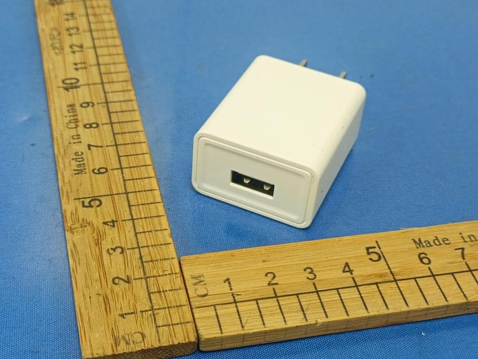 Smart Candle 5-inch Parent Unit - FCC ID 2BMBQ-DM568PU - HUBBLE BABY CARE LIMITED (2)