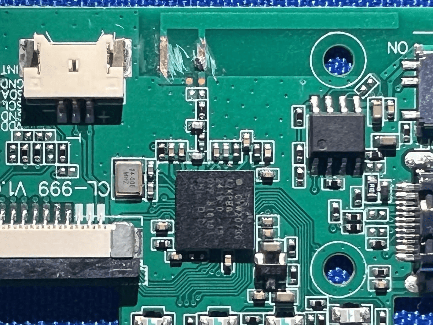 Wireless keyboard - FCC ID 2BMBY-CL-999 - Shenzhen Congli Electronics Co., Ltd (5)