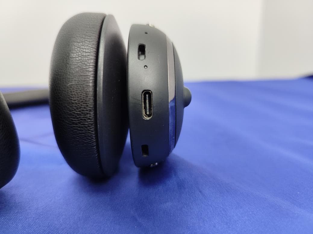 Bluetooth headset - FCC ID 2BMEI-WX-HS001 - Shenzhen Pamian Technology Co.,LTD. (4)