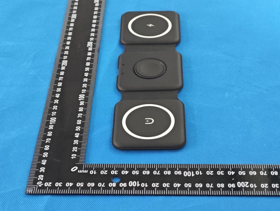 3 in 1 wireless charger - FCC ID 2BMEO-23233 - JR Technik Co.,Ltd (5)