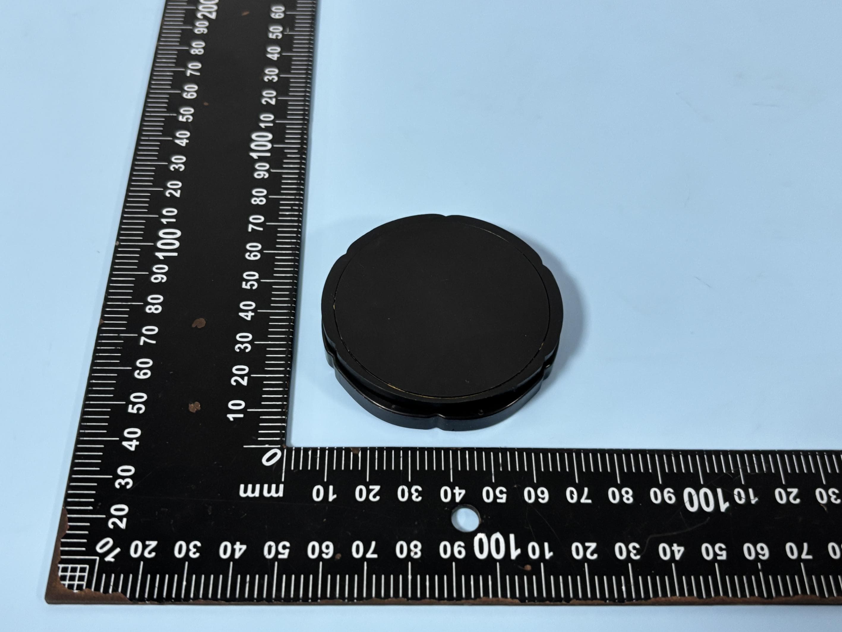 Wireless charger for smartphone - FCC ID 2BMGC-NWC-153 - SHELLLANG KOREA (3)