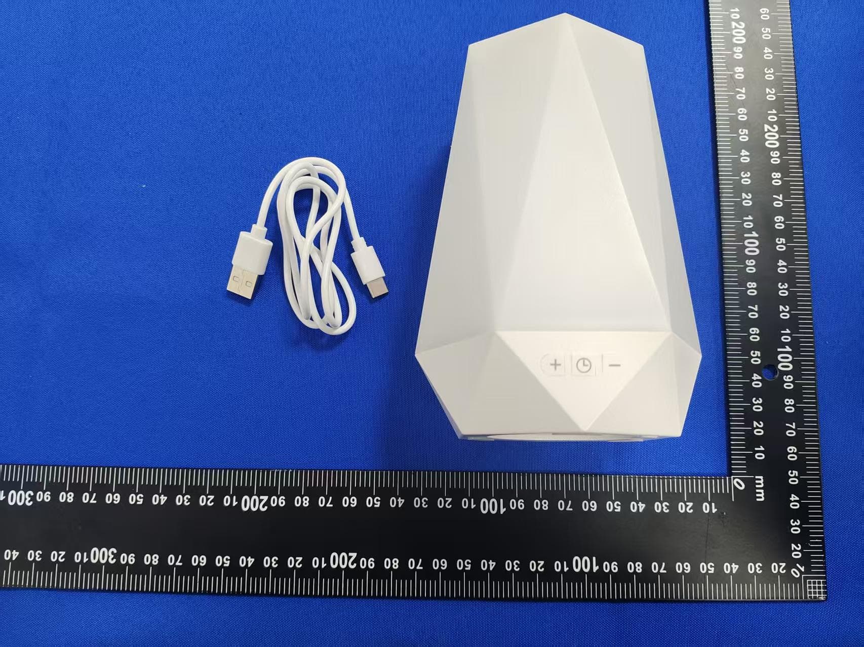 White Noise Machine - FCC ID 2BMLU-HE-B009 - Shenzhen Xiaohe Technology Co., Ltd.