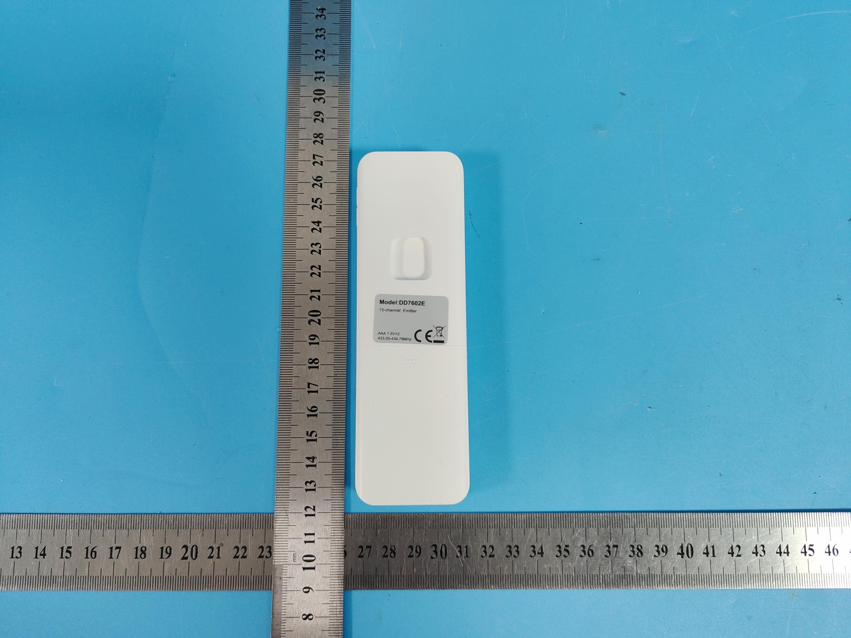 15-Channel Remote Control - FCC ID 2BMMUZM062 - Z.M.C. Metal Coating Inc. (2)