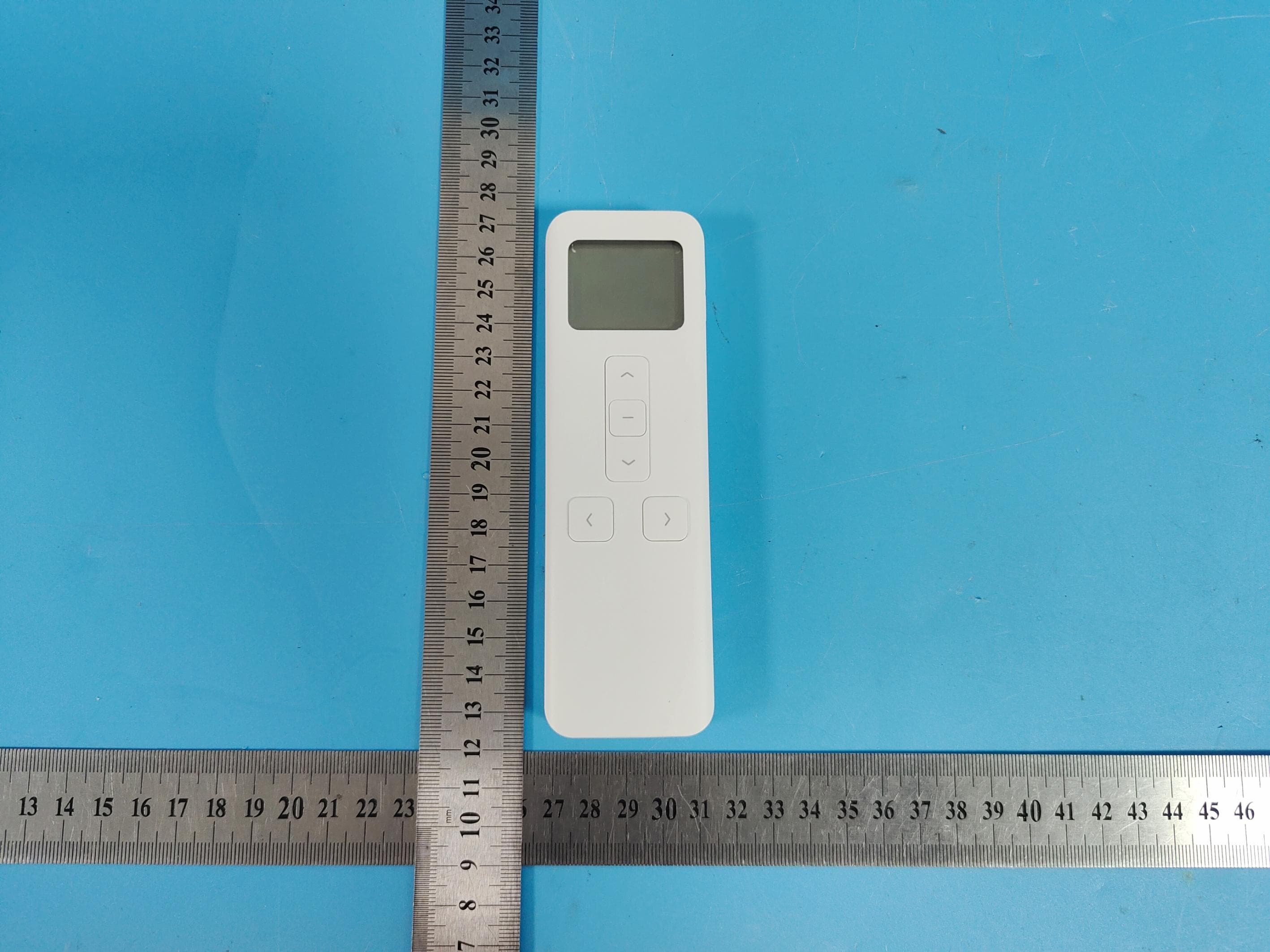 15-Channel Remote Control - FCC ID 2BMMUZM062 - Z.M.C. Metal Coating Inc.