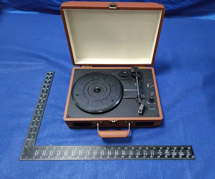 Multi-Function Record Player - FCC ID 2BMPO-S580 - Dybala Tech Co., Ltd. (5)