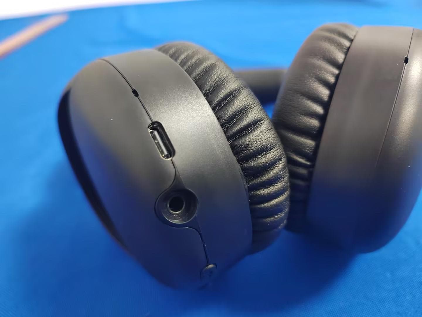 Bluetooth Headphone - FCC ID 2BMRC-L18A - Shenzhen Shengyun Audio Co.,LTD