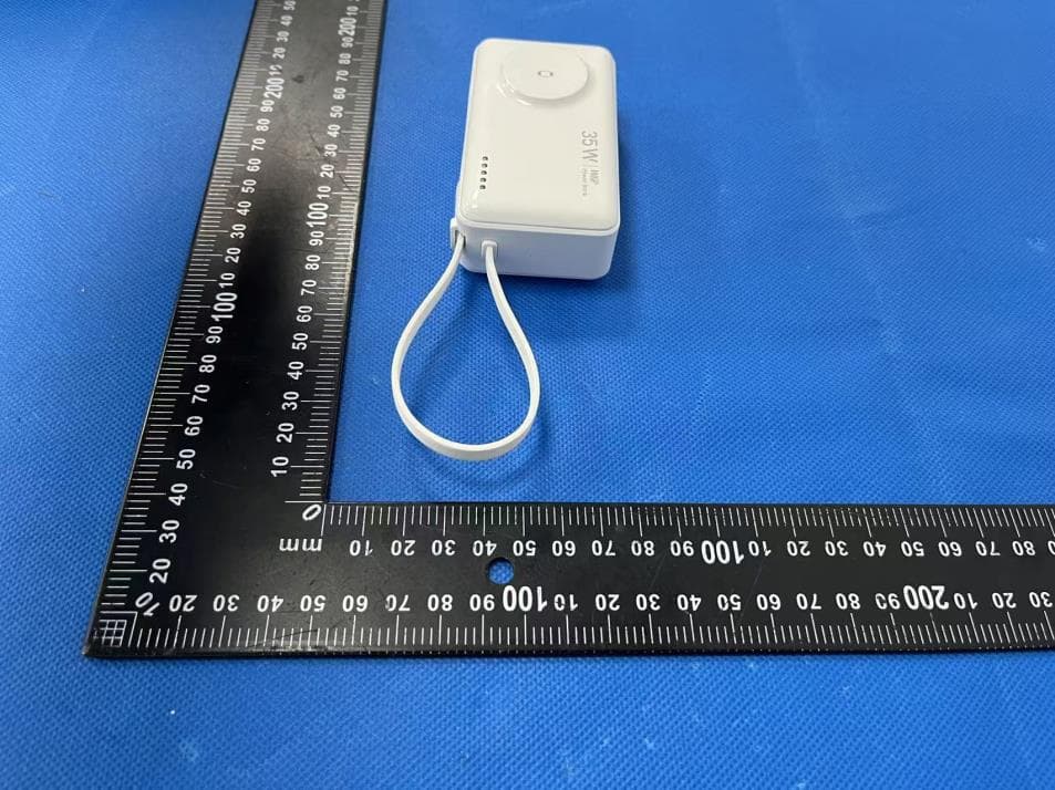 Li-ion Power Bank - FCC ID 2BMUE-Q16 - WELLPOWER (shenzhen) electronics co.,LTD (3)