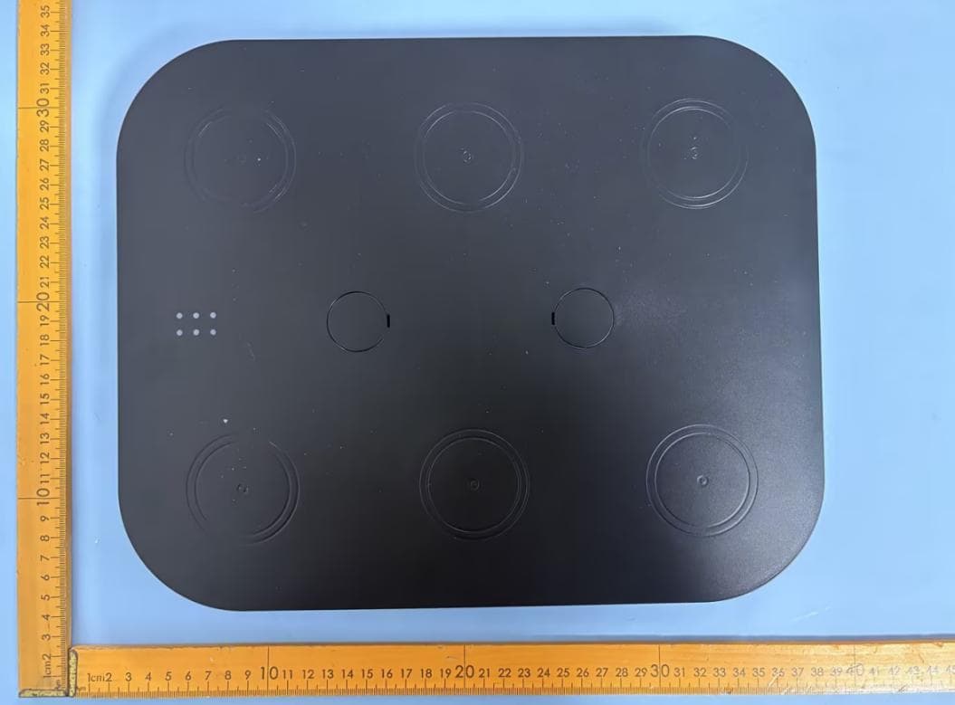 Charging Dock Six - FCC ID 2BMUR-HUMAC00047 - Spacesplus B.V. (3)
