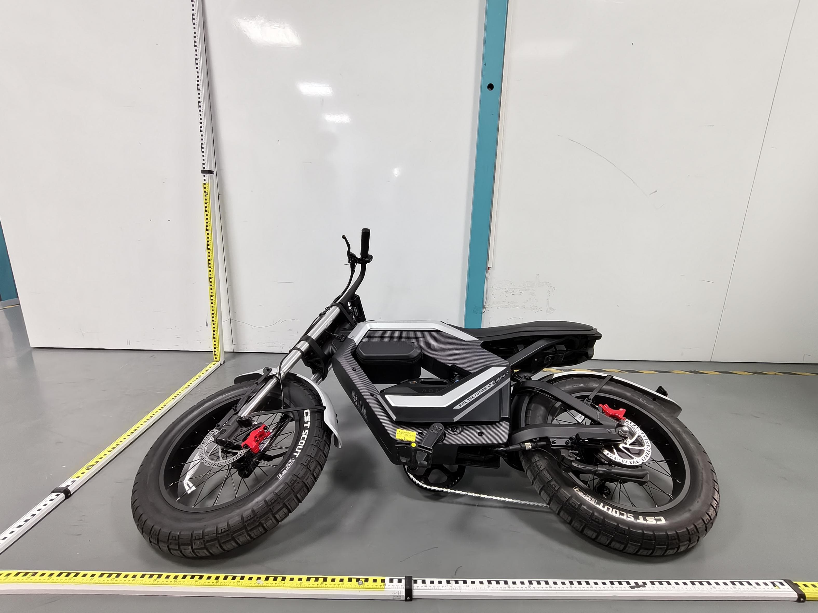 Smart EBike - FCC ID 2BN3C-FLUXX26PRO - SINO MEGWELL TECH INC (2)