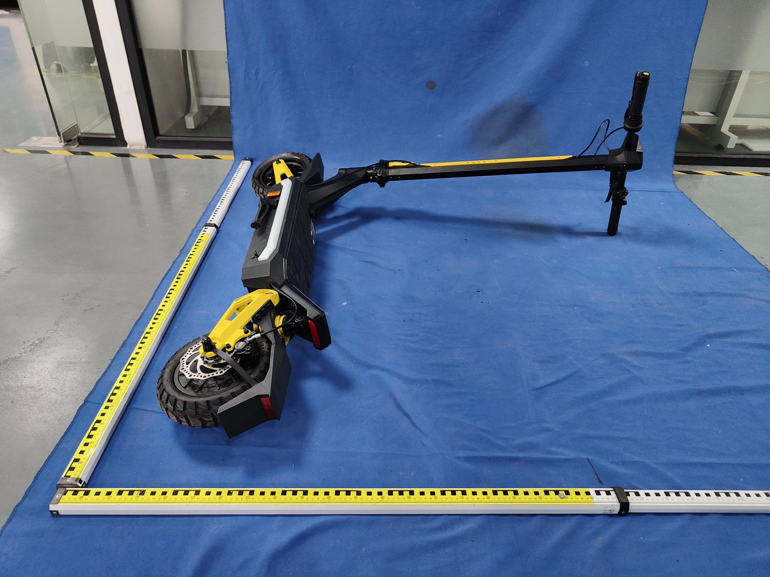 Electric Scooter - FCC ID 2BN3C-GT01PRO - SINO MEGWELL TECH INC (3)