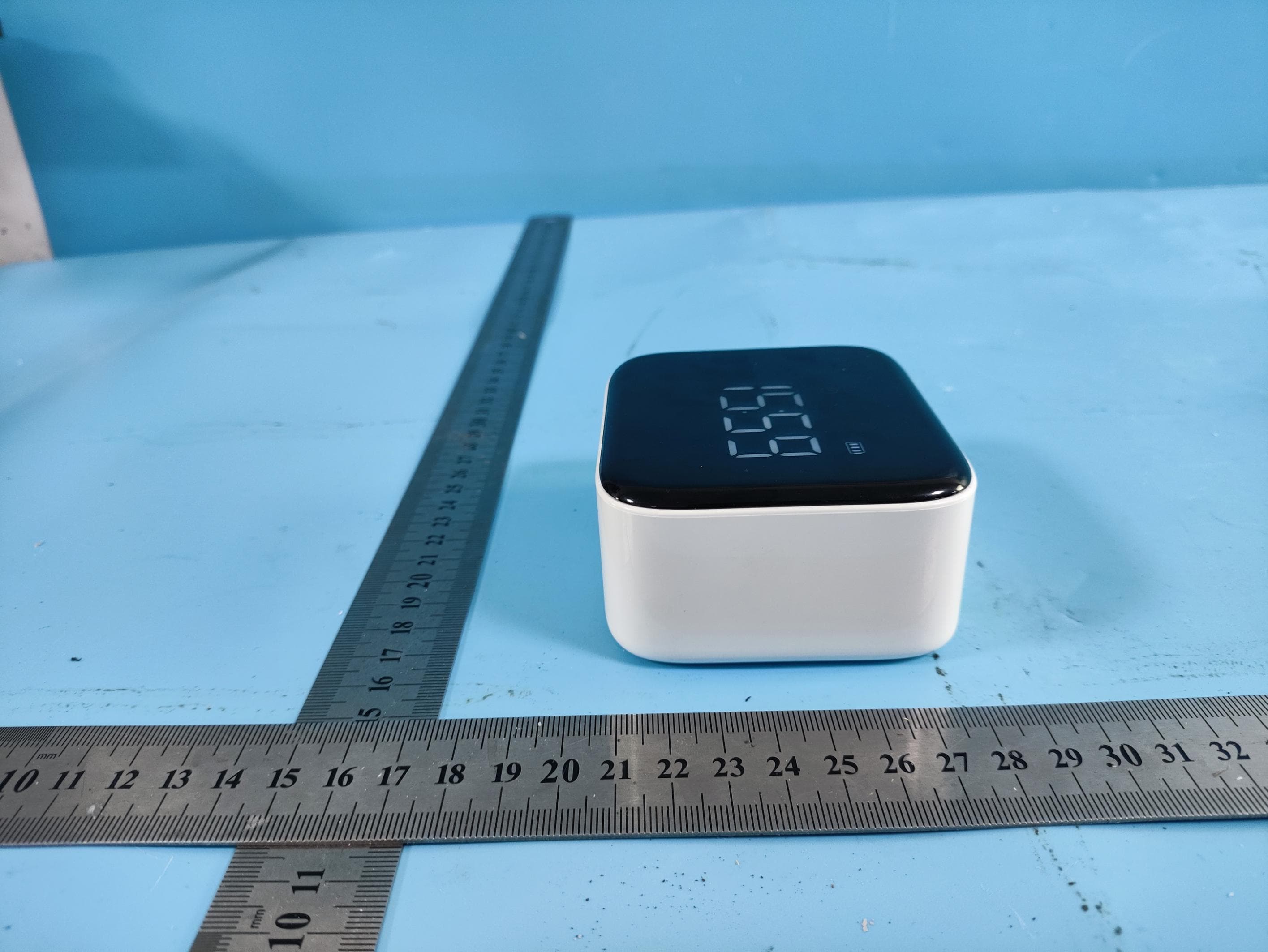 HF1 Intelligent multifunctional formaldehyde monitor - FCC ID 2BNCN-HF1 - Shenzhen ATuMan Precision Machinery Technology Co., Ltd. (5)