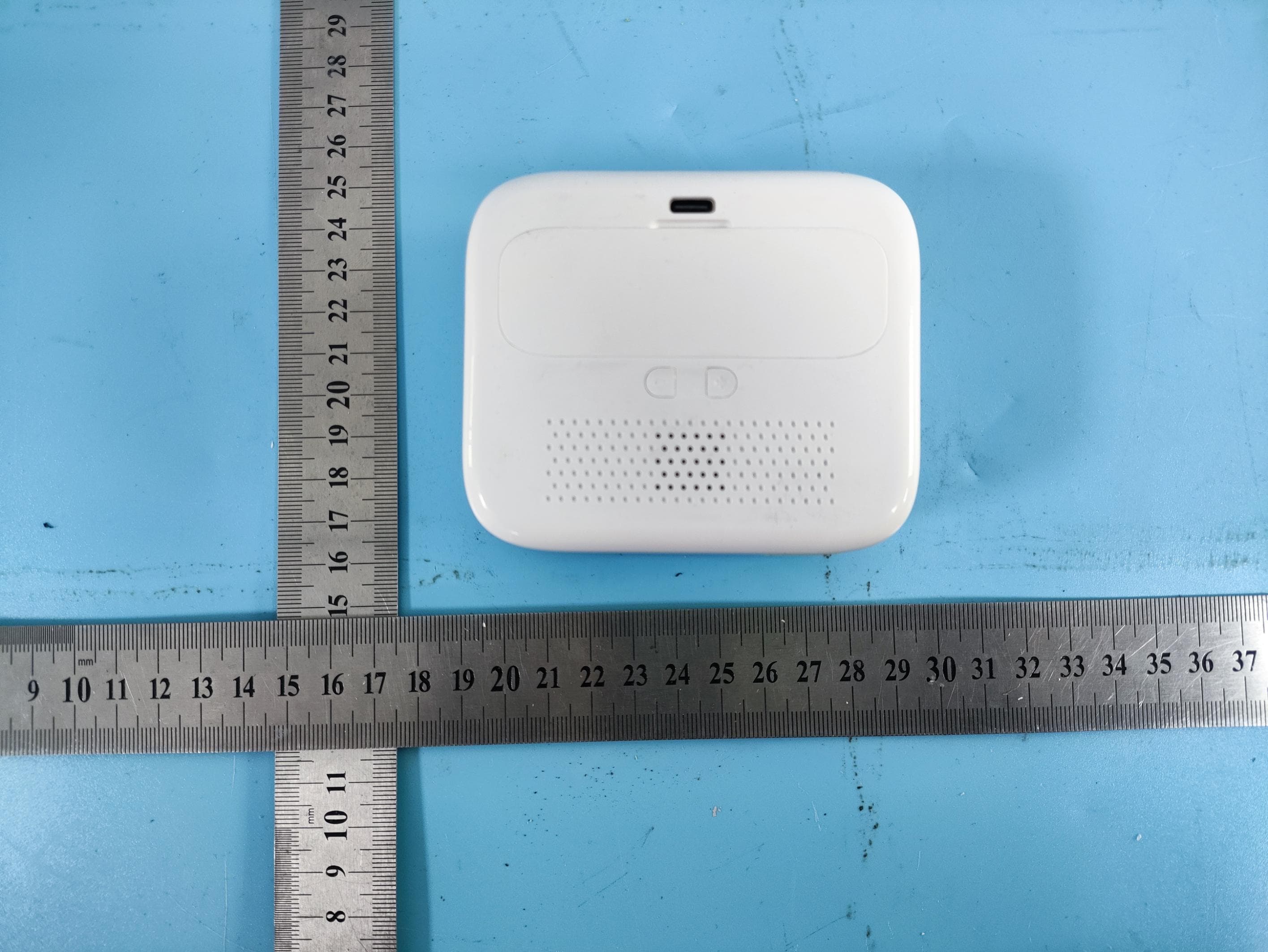 HF1 Intelligent multifunctional formaldehyde monitor - FCC ID 2BNCN-HF1 - Shenzhen ATuMan Precision Machinery Technology Co., Ltd. (2)