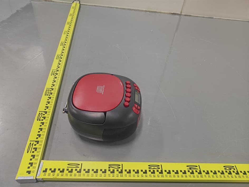 Portable CD Boombox - FCC ID 2BNCY-CD-X2 - DONGGUAN YEST SCIENCE&TECHNOLOGY CO.,LTD (4)