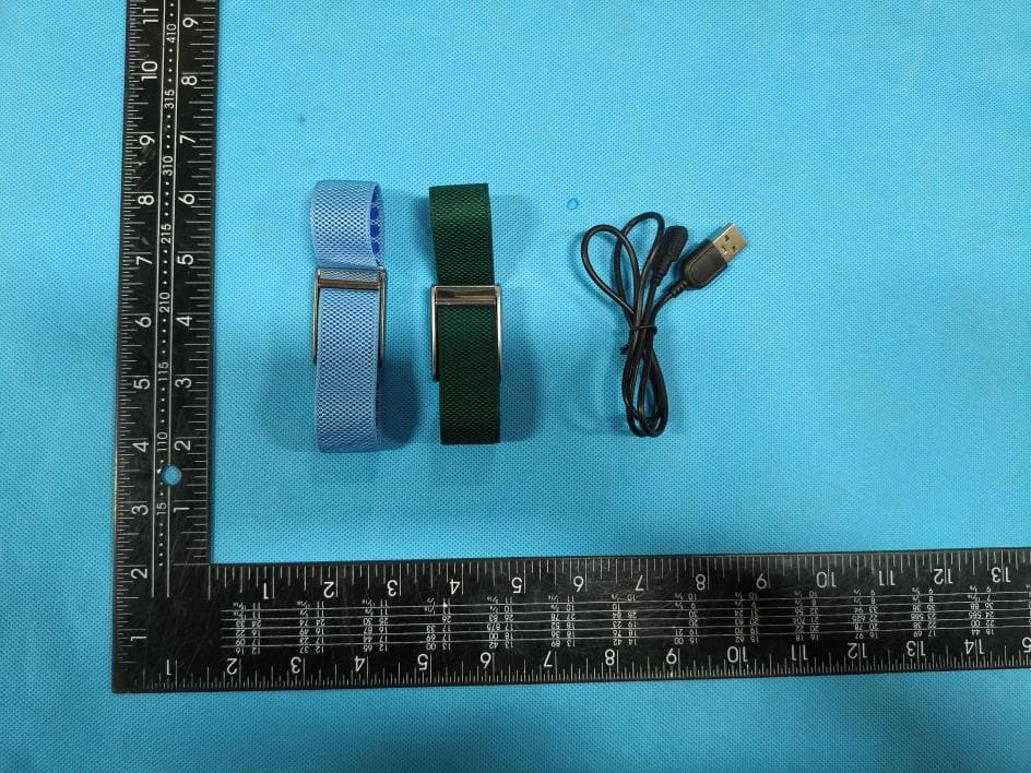Smart watch - FCC ID 2BNP4-E500 - Shenzhen Changtai Electronics Co.,Ltd (2)
