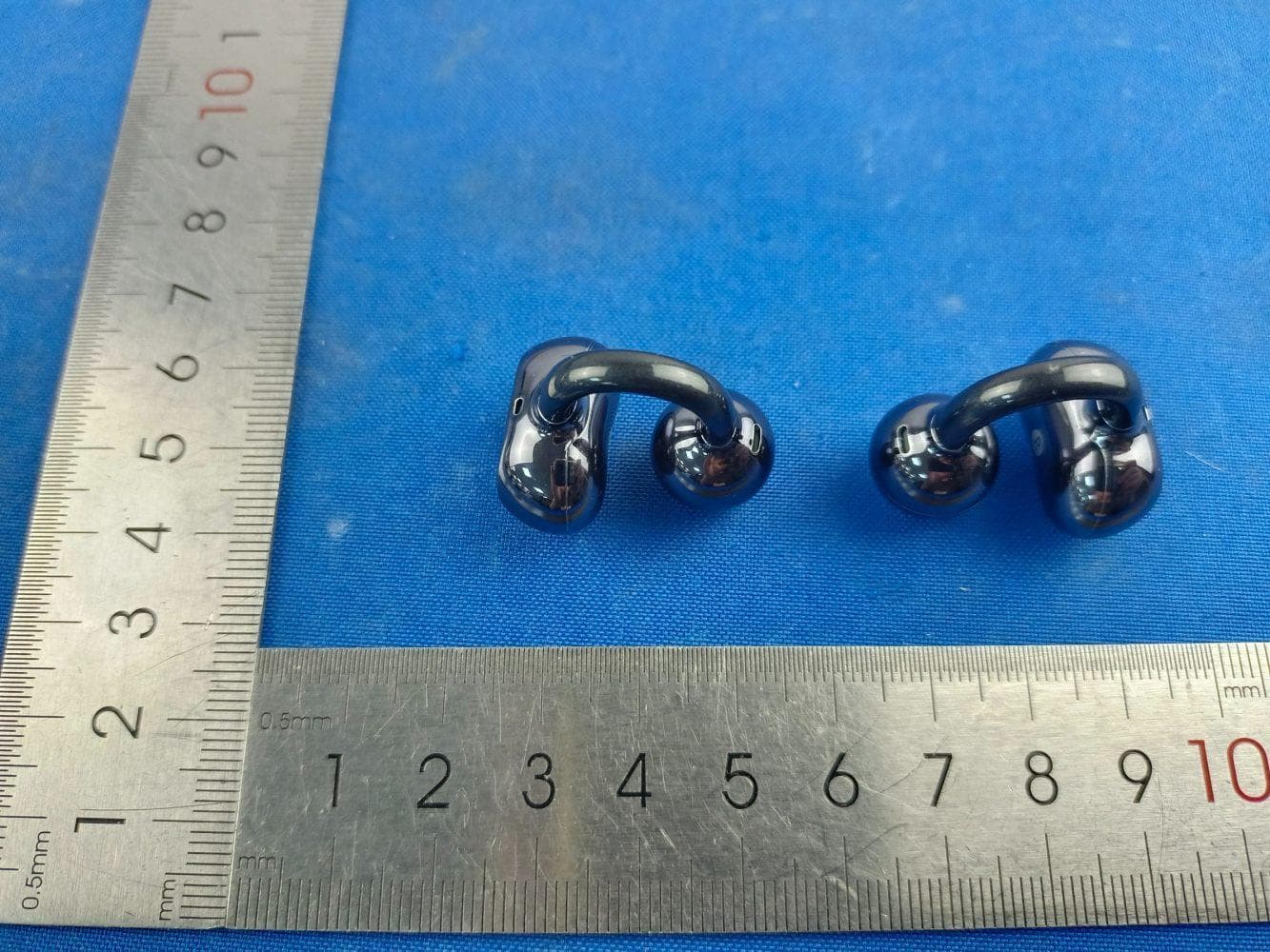 Bluetooth Headset - FCC ID 2BNTO-S6S-NOVA - Shenzhen Kai Chuang Future Technology Co., LTD (2)