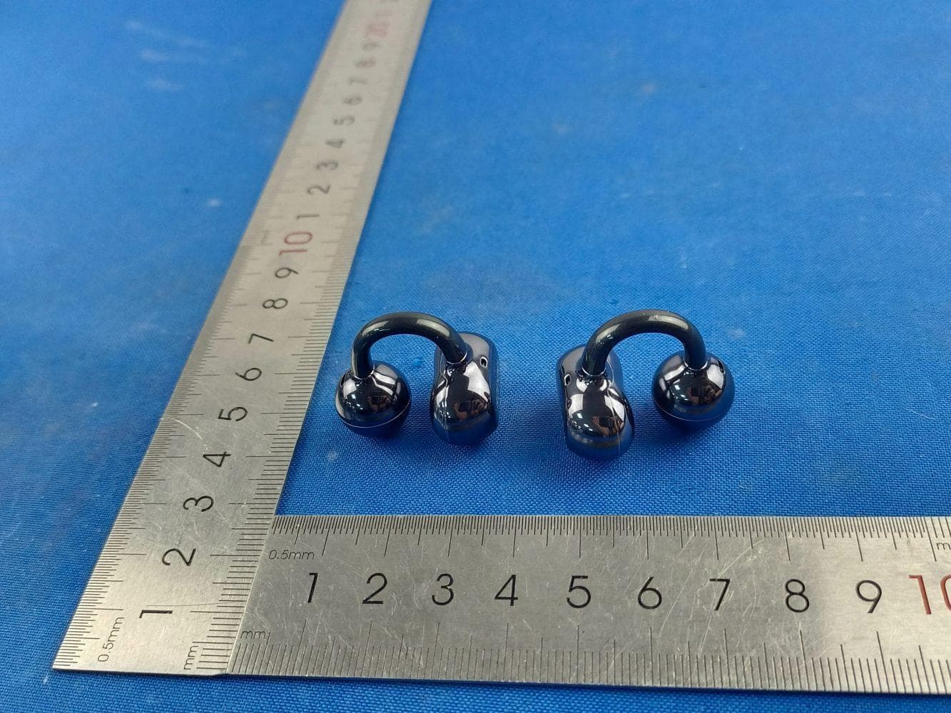 Bluetooth Headset - FCC ID 2BNTO-S6S-NOVA - Shenzhen Kai Chuang Future Technology Co., LTD (5)