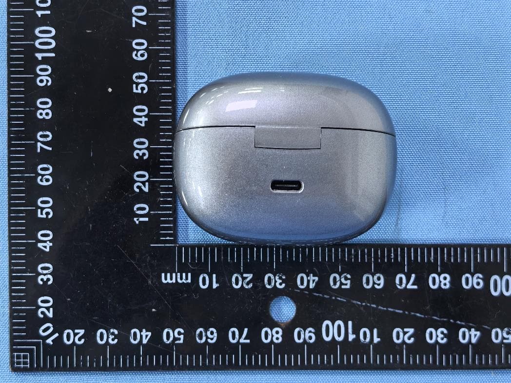 Bluetooth Headset - FCC ID 2BNTO-Z60S - Shenzhen Kai Chuang Future Technology Co., LTD (4)