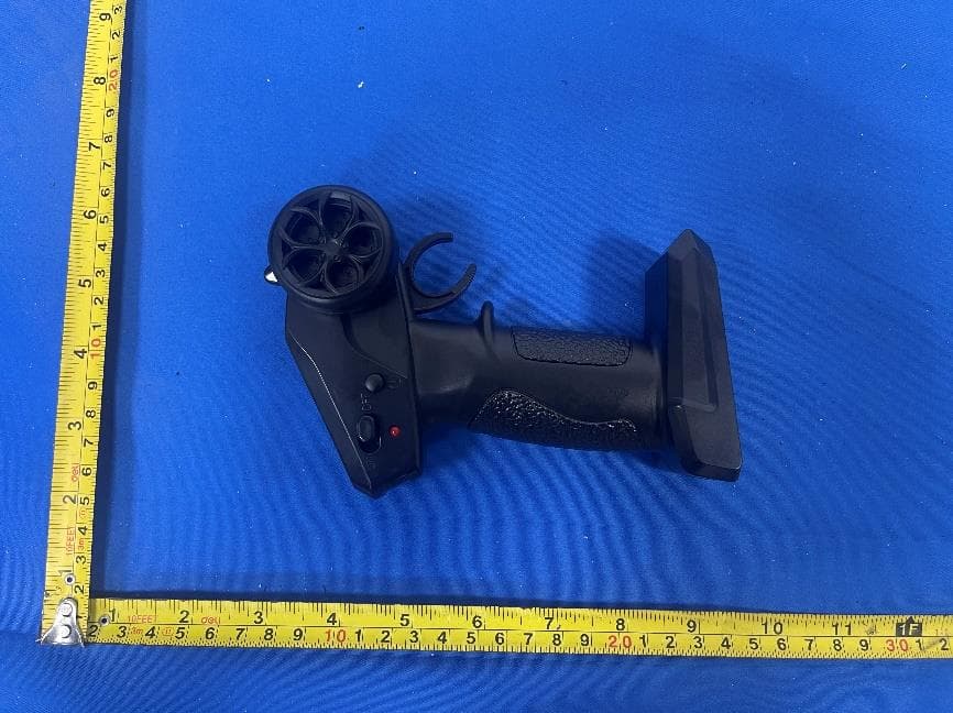 Remote-controlled car toys - FCC ID 2BNXY-YL-142 - Guangdong Meiyisen Biotechnology Co., LTD